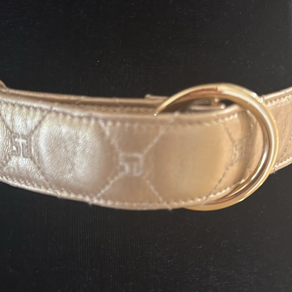 ST JOHN matching quilted signature purse and matching belt. Very classy. - Picture 3 of 7